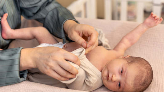 clothes for easy diaper changes